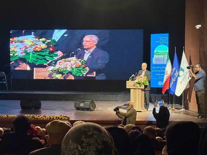 آیین نکوداشت نامداران فرهنگ و هنر گلستان برگزار شد