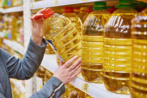 فعال‌سازی سه شیفت کارخانه روغن‌سازی گلستان برای تأمین بازار