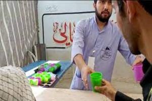 مواکب مردمی در میادین شهرها آماده خدمت به هموطنان شدند